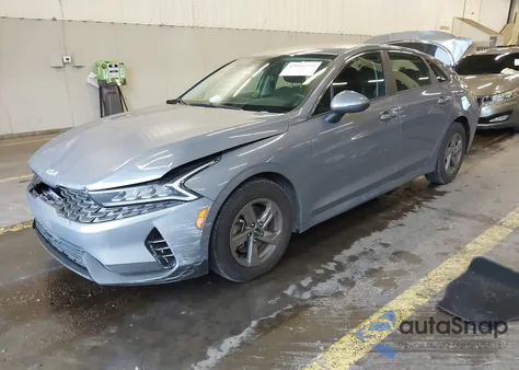 2022 Kia K5 Lxs z USA, uszkodzony, nr VIN 5XXG14J22NG135831